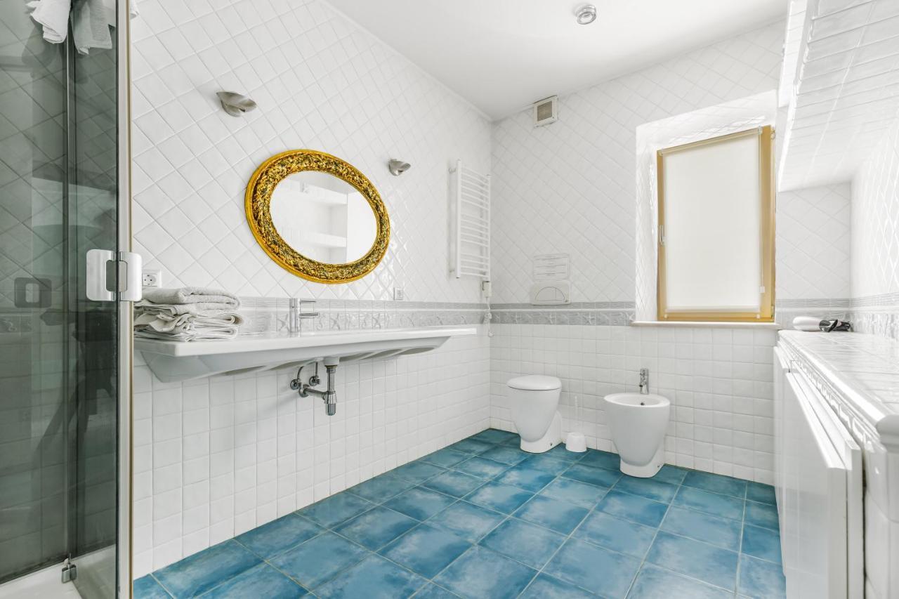 Deribasivska Cozy 4-Room Apartment Одеса Екстер'єр фото