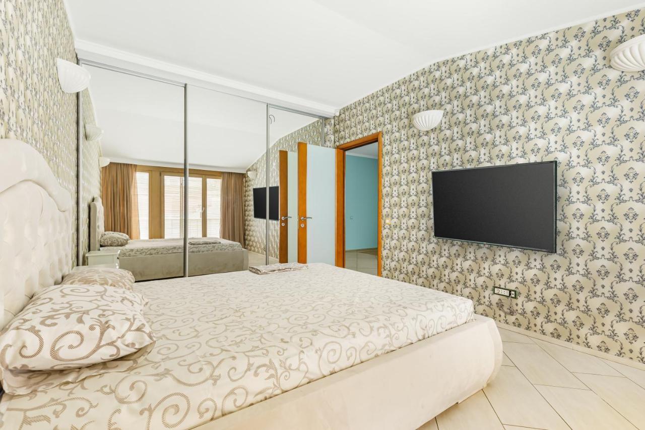 Deribasivska Cozy 4-Room Apartment Одеса Екстер'єр фото