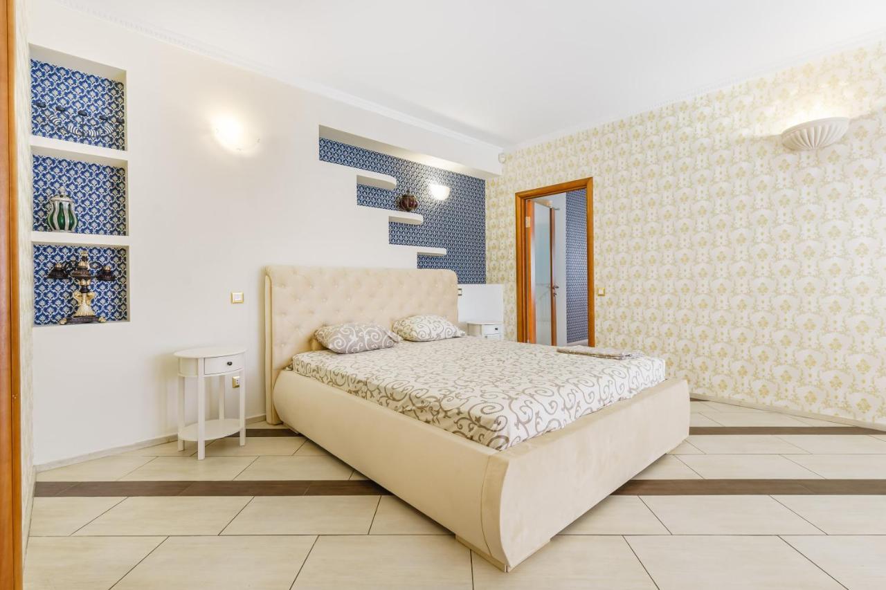 Deribasivska Cozy 4-Room Apartment Одеса Екстер'єр фото